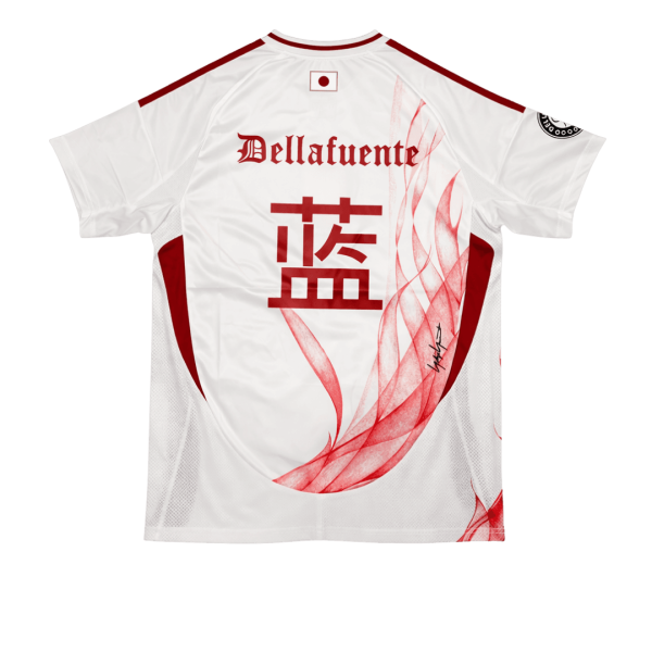 Retrato promocional del cantante Dellafuente para su proyecto DELLAFUENTE x JAPON