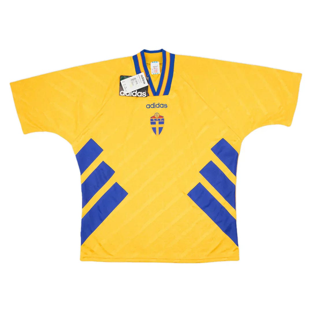 64_8ee8c531-e404-43e0-811f-606bc0a68e9b 1994 Suecia 1a Equipacion
