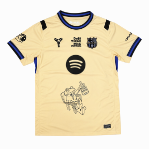 BAD BUNNY x BARCELONA