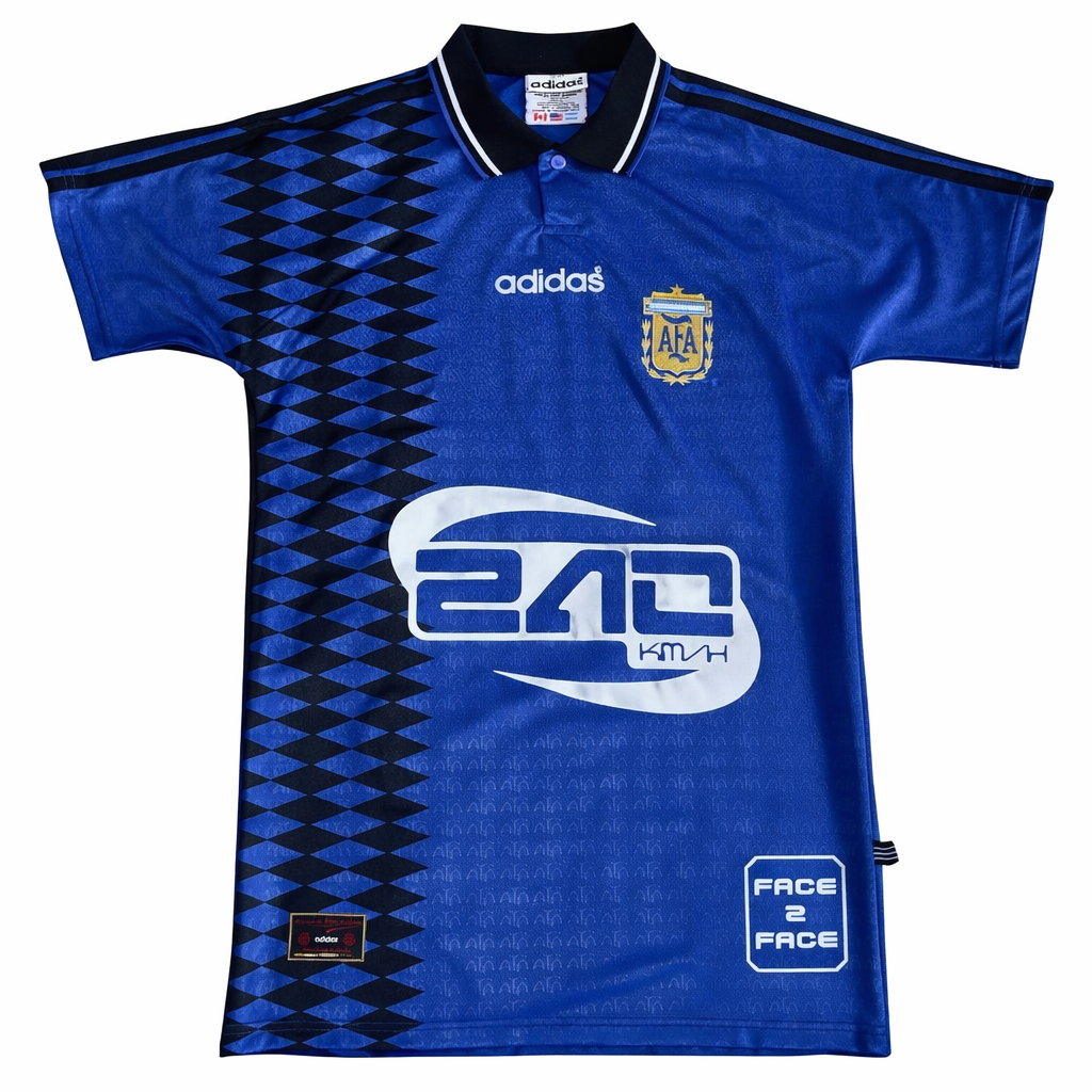 ADRIÁN MILLS x ARGENTINA