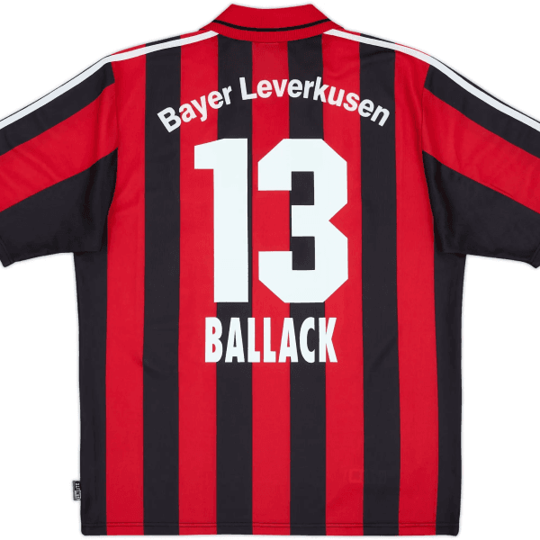 Primera equipación del Bayer 04 Leverkusen temporada 2001-02.