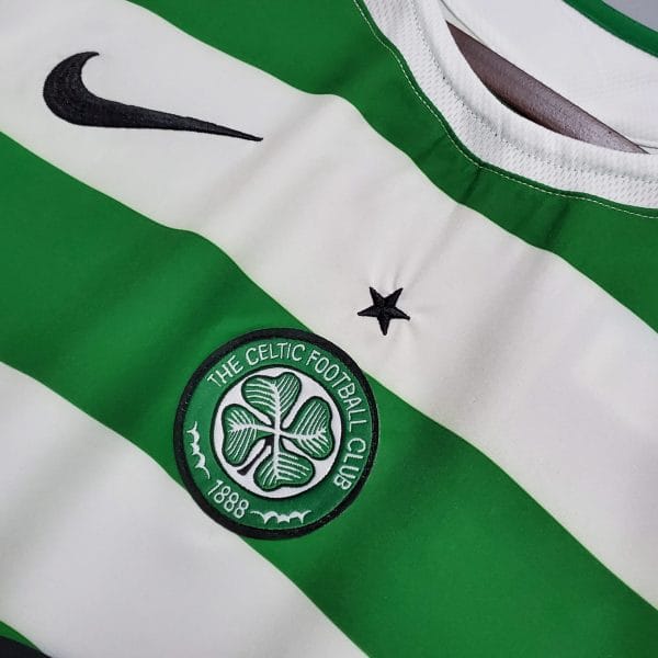 Camiseta de la primera equipación del Celtic FC temporada 2005-06