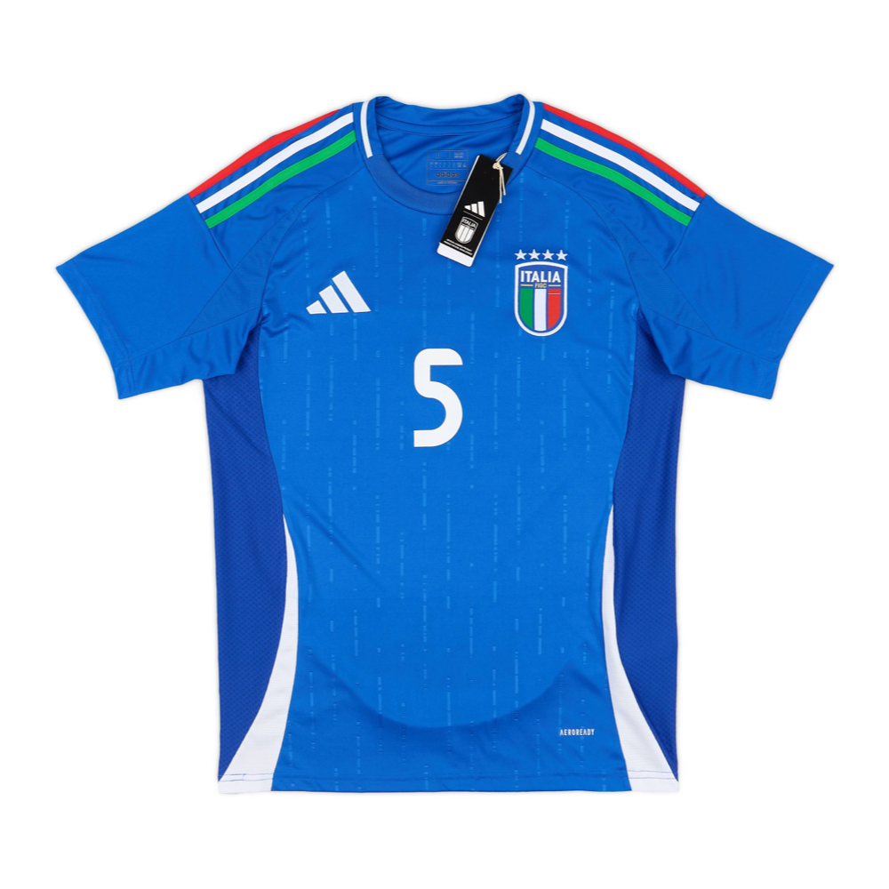 sm3xj0ha20av0aex.png 2024 Italia 1a Equipación